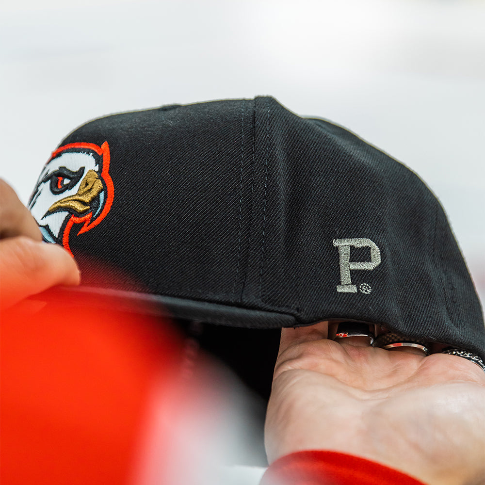 Hawk Head Snapback - Black